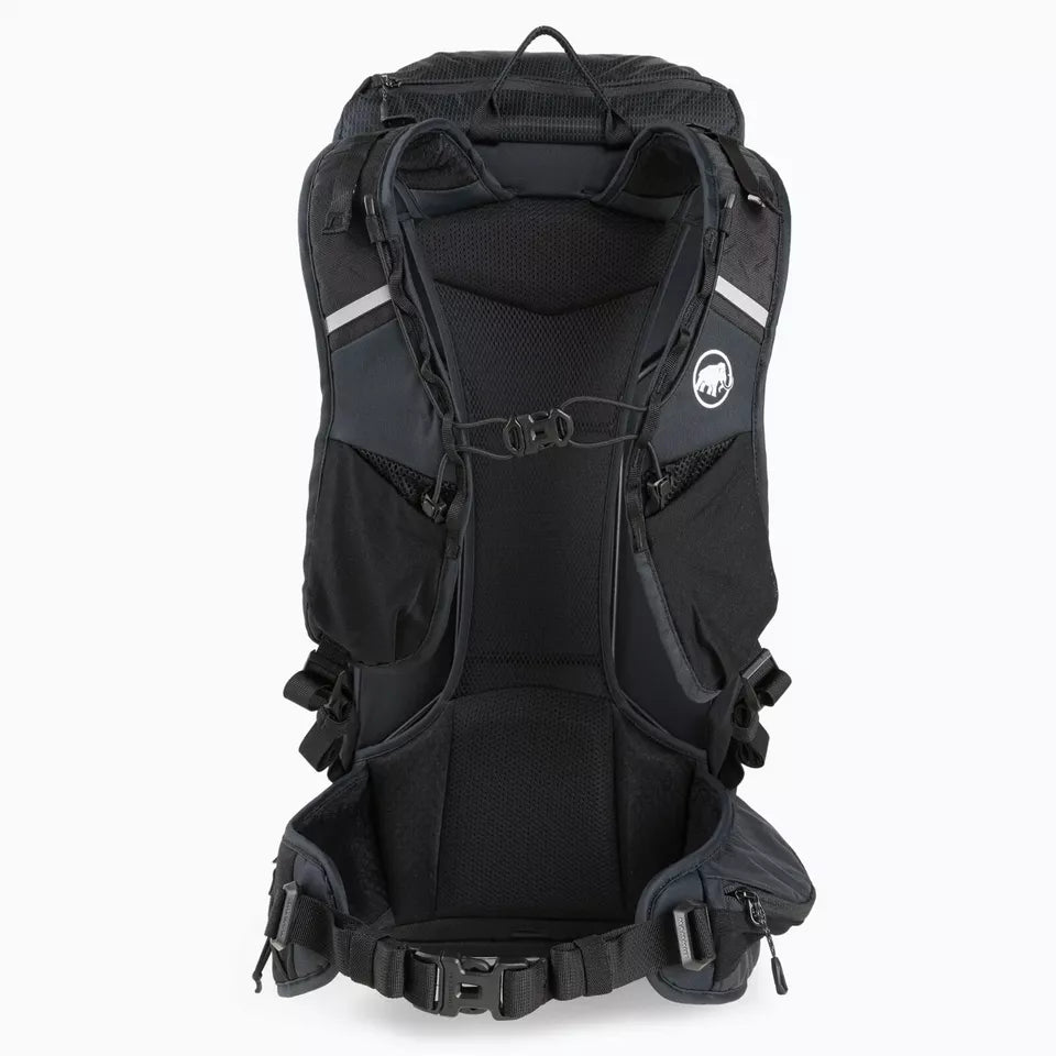 Mammut ducan 30 L black hiking backpack mountain trekking