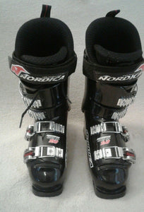 NORDICA DOBERMANN SKI BOOTS WC 150